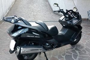 Honda FJS 400 SilverWing