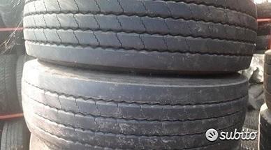 Coppia di gomme usate 315 70 22.5 michelin