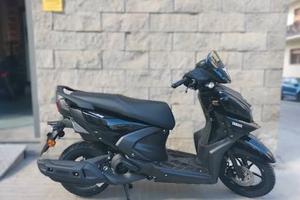 Yamaha Rayzr 125 scooter pari al nuovo solo 5000km