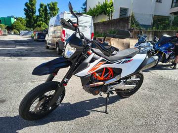 KTM 690 Supermoto 690 SMC-R my19