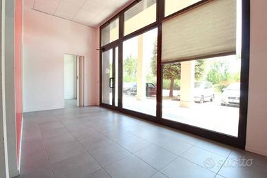 Immobile di 97 m² con 5 locali a Modena