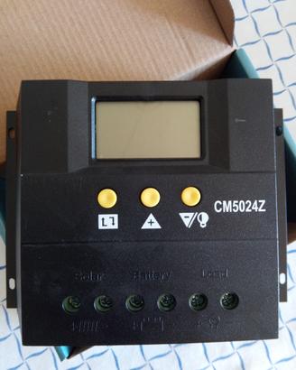 Regolatore pannello solare 12/24 V con lcd da 50A