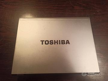 4 pc portatili NON funzionanti