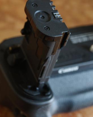 Canon BG-R10