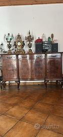 Credenza in stile chippandale