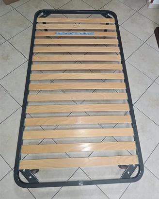 Letto a doghe una piazza con materasso