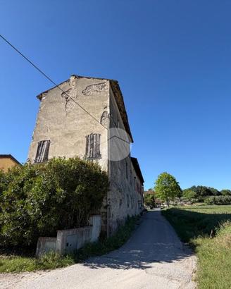 RUSTICO A MONZAMBANO