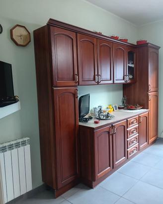 Cucina classica completa + Tavolo e 4 sedie