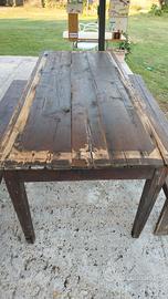 tavolo in castagno con due panche 