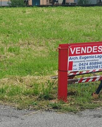 Terreno di 768 m² a Tezze sul Brenta