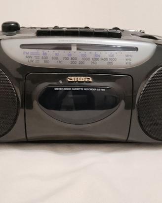 Radio stereo AIWA con radio FM e cassetta
