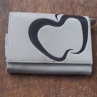 Portafogli baci e abbracci