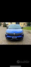 Renault austral full hybrid 200 cv versione tecno