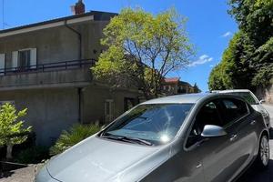 Opel astra J