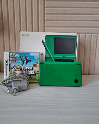 Nintendo Dsi XL verde + scatola + Super Mario bros