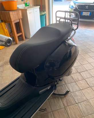 Vespa GTS 250