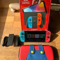 Nintendo Switch OLED nuova + omaggi