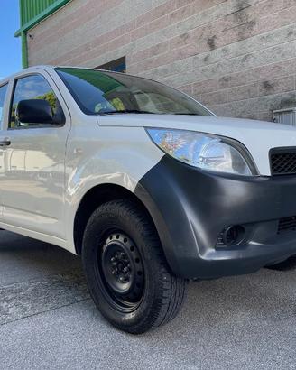 DAIHATSU Terios 1.3 86CV SX 4X4 5 P CLIMA RADIO