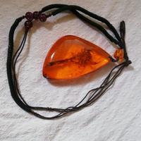 Collana con ciondolo