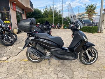 Piaggio Beverly 300 i.e.