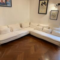 Divano bianco in tessuto 7 posti