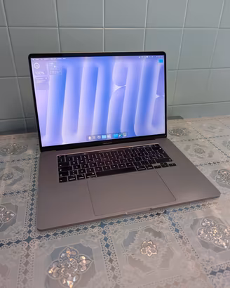 MacBook Pro 16" 2019 Core i9,  1 TB SSD, 16 GB ram