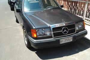 Mercedes 200 E del 1989