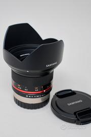 Obiettivo Samyang 12 mm F2.0 per Fuji X
