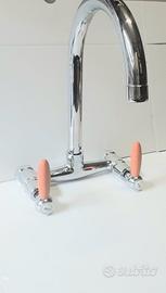 rubinetteria cucina parete 