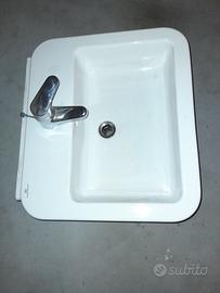 Lavabo piu miscelatore monocomando già installato