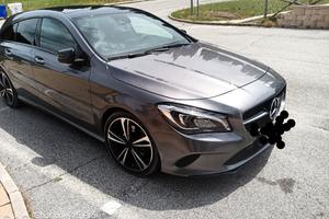 Mercedes CLA 220 