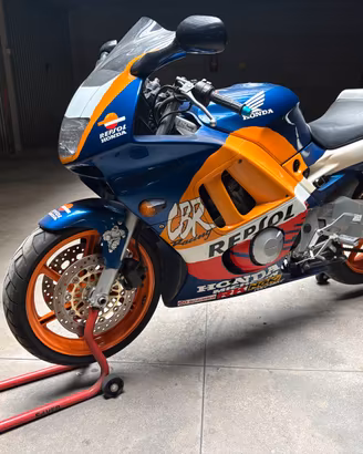 Honda CBR 600 F PC31 (1996) – Repsol