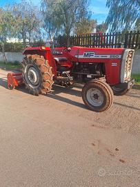 Trattore Massey Ferguson 260