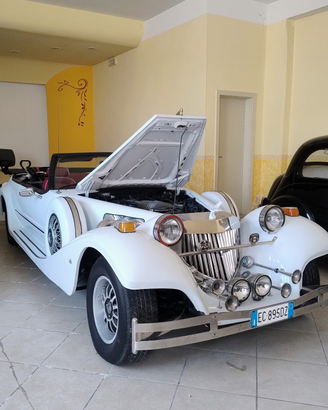 Excalibur con motore Ford Mustang anno 1987