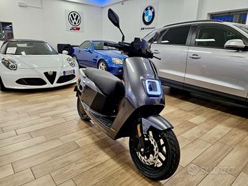 LvNeng NCE S - Scooter elettrico 125 (6,6 kW - 110