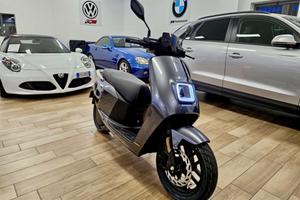 LvNeng NCE S - Scooter elettrico 125 (6,6 kW - 110