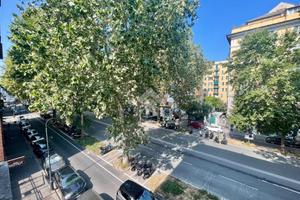4 LOCALI A GENOVA