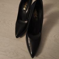 scarpe con tacco alto