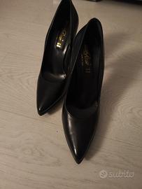 scarpe con tacco alto