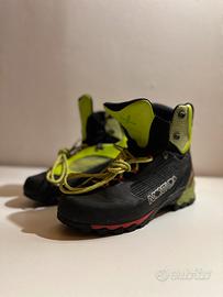 Scarponi MONTURA taglia 42