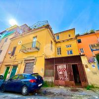 PALAZZINA A NAPOLI