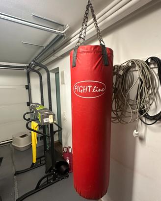Sacco Fight Line per Kickboxe con Guantoni Leone