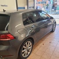 OSCURAMENTO E SOSTITUZIONE VETRI AUTO