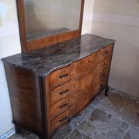 Cassettone Antico con marmo e specchiera 