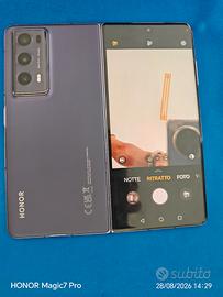 Honor Magic V2 purple