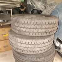 cerchi più ruote furgone Renault trafic