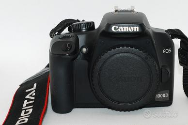 fotocamera reflex Canon EOS 1000D 2462 scatti 
