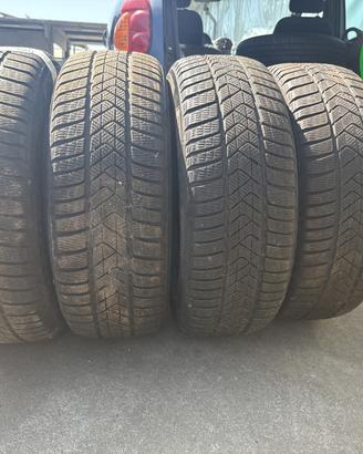 gomme usate 2255517 Winter PIRELLI - SOTTOZERO 3 -