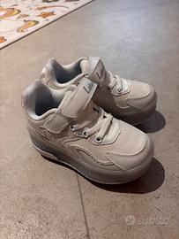 Scarpe con rotelle