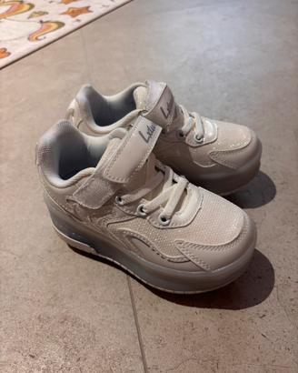 Scarpe con rotelle